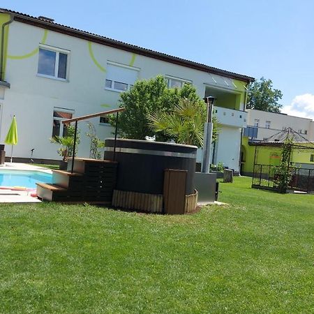 Murtal Suiten Zeltweg Ngoại thất bức ảnh